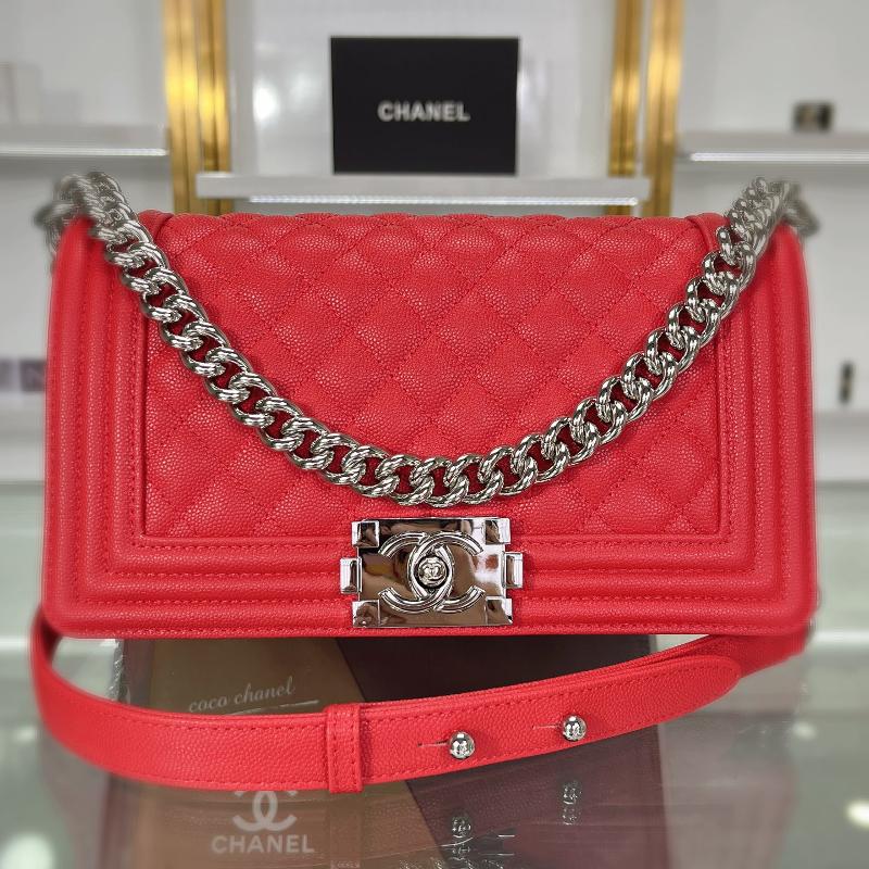 Chanel 2.55 Classic A67086 Fine ball patterned diamond checkered red shiny silver buckle